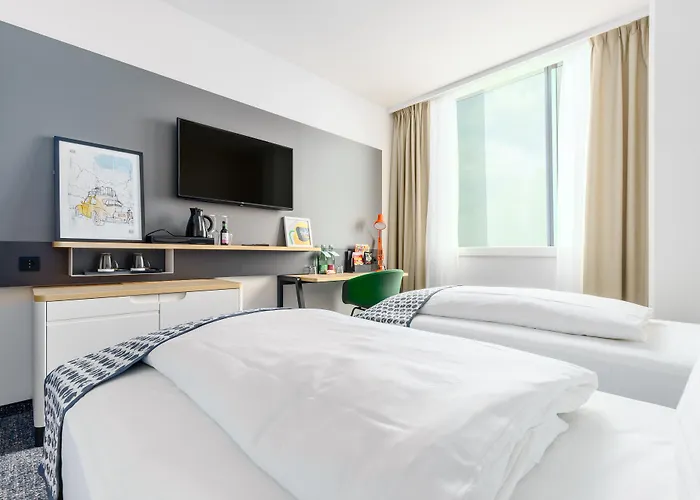 Hotel Clarion South 4*