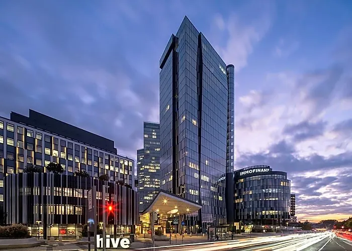 Clarion South Hotel 4*