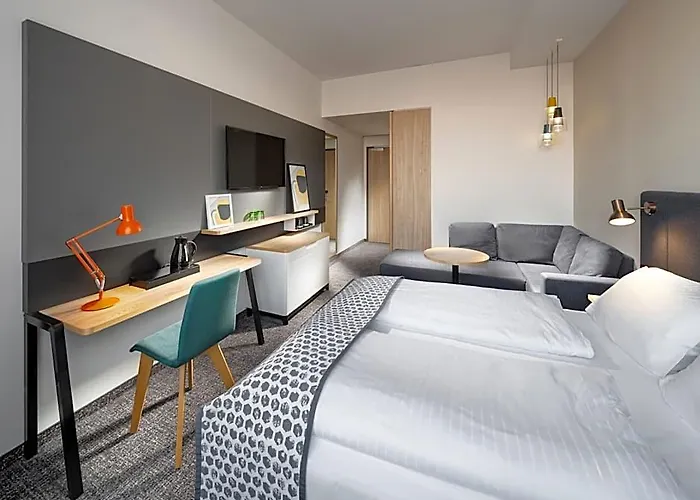 Clarion South Vienna