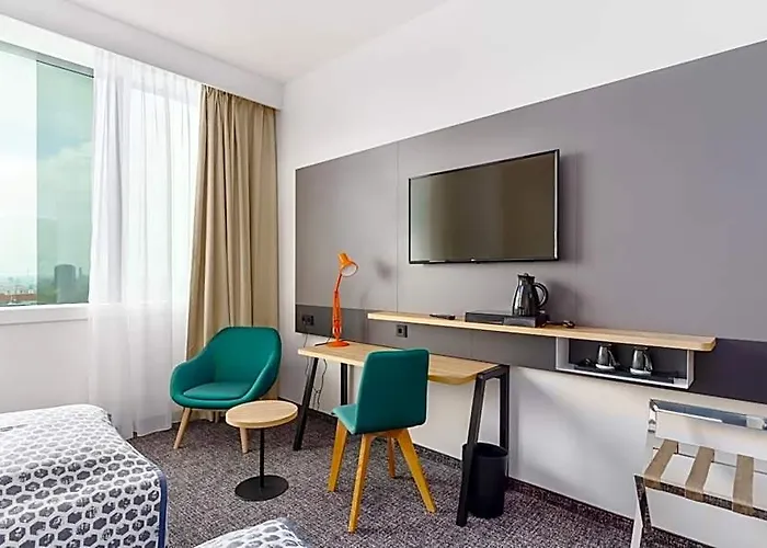 Hotel Clarion South