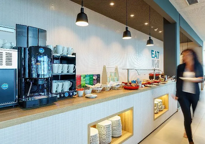 Hotel Clarion South 4*